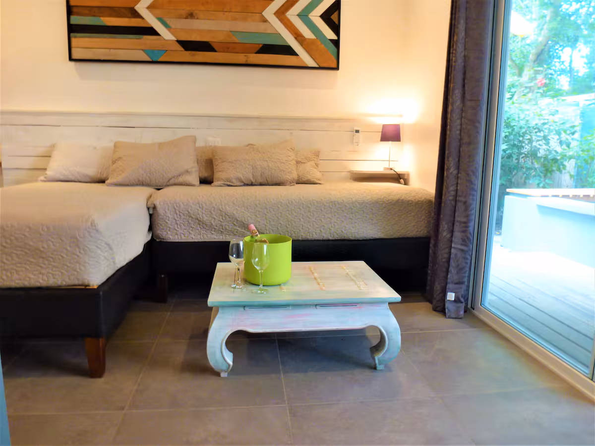 Salón del Bungalow 4 (configuración 2 personas)
